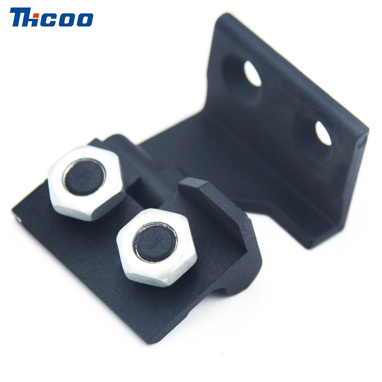Gia Công Bản Lề Cánh Cửa Tủ-B2210